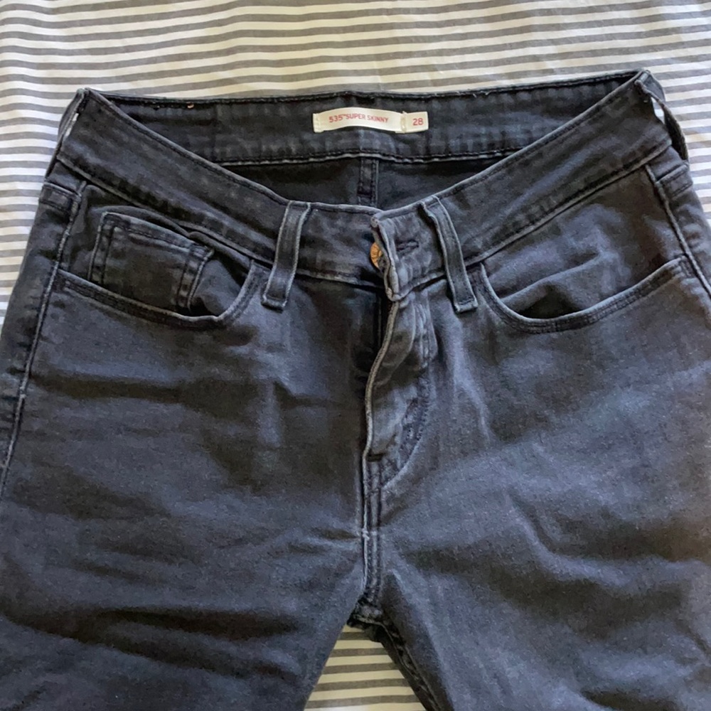 Gently worn levis jeans